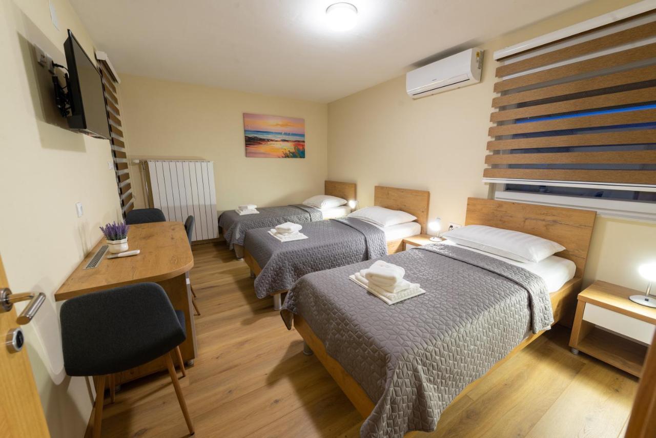 Sobe Mili Ozren Guest House Doboj Exterior photo